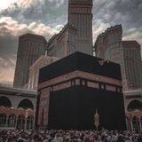 لـيطمئـטּ قـلبـي.