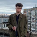 Аркадий Романов