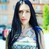 Эльнара и её семья.💖