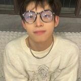 小瞳【专注低龄q拉】