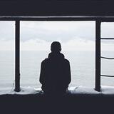 مرهق ، كئيب