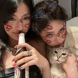 совмочки амерли👩‍❤️‍💋‍👩