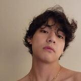⋆김태형 — THV