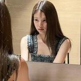 Kim Jennie.