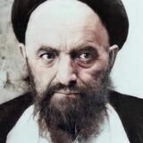 مكتبة العارف الكبير السيد علي القاضي