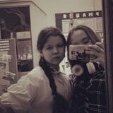 Маша Пережогина. юный член творческого Союза художников России. Бадминтонист