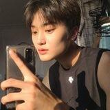 bo @.KimTaeyhoung