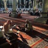مَلاَذ الصَالِحين.