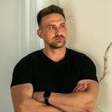 Дизайнер интерьера Иннокентий Рябов