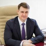 Олег Голов