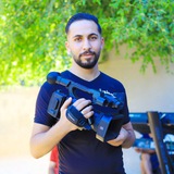 الصحفي هاني البساينة