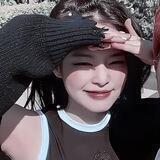 *:･| 𝘵𝘩𝘦 𝘣𝘭𝘢𝘤𝘬 𝘢𝘳𝘳𝘰𝘸 |･:*
