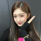 L(+)ee Hyunseo
