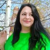 Живу ради... Я каждый день ищу, что мне поможет жить дальше… Жить после жизни сына… В память и с любовью к моему Димочке.
