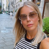 Sasha_Buyer_LuxBrands