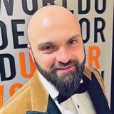 ДИЗАЙНЕР АРОМАТОВ № 1 В РОССИИ