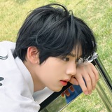 Han Yujin.