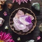 Healthy❤Life🌞with💎Crystals &🌿Herbs