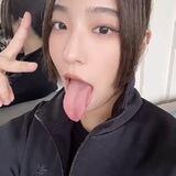 阿黑颜 抄底偷拍 走光闪现