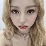 ᨳ ᮫ ᩠ ׂ . . Huh Yunjin !୨୧