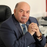 Виктор Махов