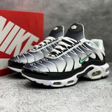 Sneakers shop
