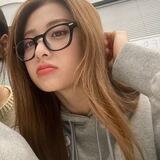 Huh Yunjin.