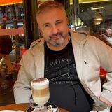 Алекс. $1 млн на недвижимости