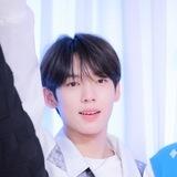 Yujin Han! 🎀💭