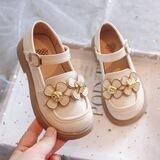 China_women_kids