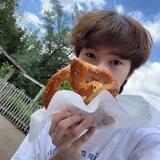‧₊˚ Renjun in world !