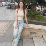 龙华 高馨