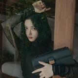 珠宝' 95 ❲ A PERFECT FIGURE IN ITS “REFLECTION”❳ ⓘ ► 玩偶─和地方 of accessories are really elegant and beautiful without.