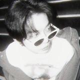 . . Y7JNV