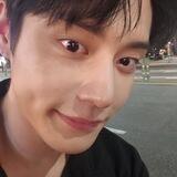 jiwoong :3