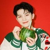 WOOZI.
