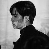 𝄞. Paparazi────• 性感的 'burning fire of passion : ใครที่หลงรักความหลงใหล.