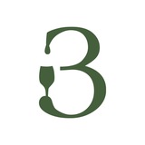 Читаем книги, пьем вино