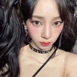 <33