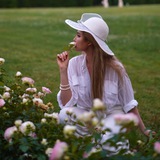 WOMEN'S PRIVATE CHANNEL BY IVETTA MOSS