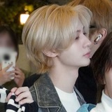 DONGHYUN.