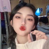 福利姬少妇自慰喷潮反差露出