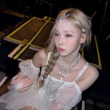 ( gorgeous girl 's. ) 𑣿 white roses, lovely 21 ’th✉️ adore and sweet; her ✱