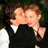 Carolyn-Bessette Kennedy