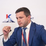 Низам Халилов