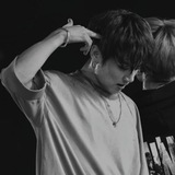 Gguk.