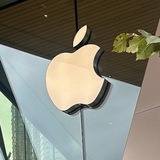 Apple_Zomin