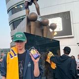✌️
