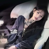 v 拉做单群