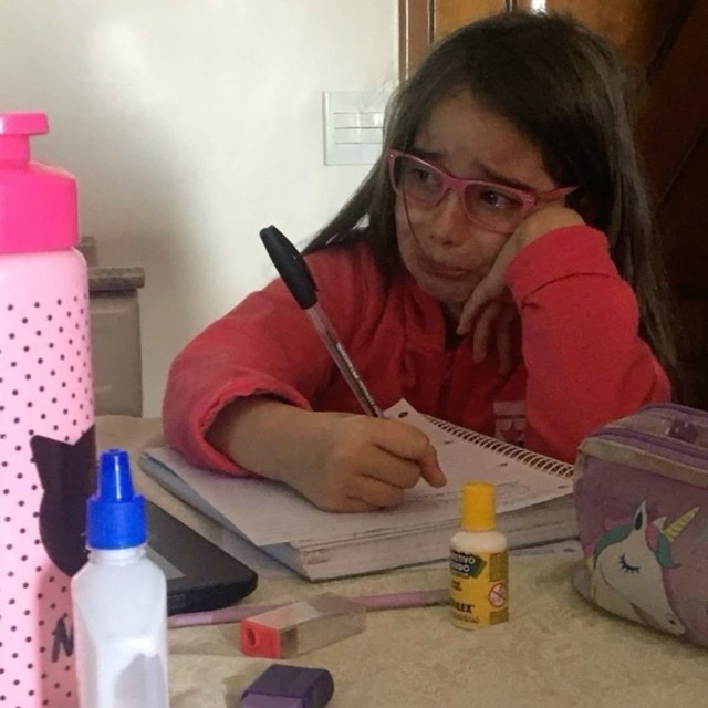 📚